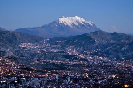 La Paz: jornada laboral hasta las 14.00 y feriado el jueves