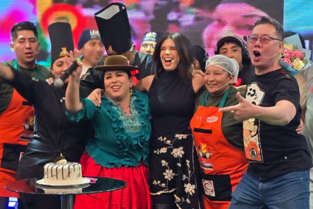 Festejo por todo lo alto y con humor: Rayssa Arias celebra su cumpleaños en «Lucha de Caseras»