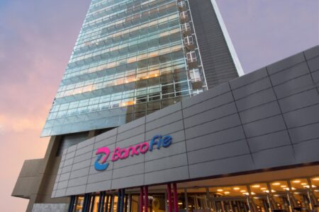 Banco FIE eleva su calificación de riesgo a AA1, el nivel más alto dentro de la categoría AA.