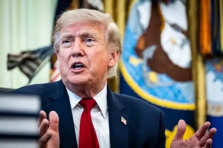 Trump critica a sus aliados europeos por no ayudar a Estados Unidos en Irán y cuestiona el gasto en la OTAN