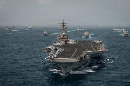Estados Unidos reimpone el bloqueo naval a Irán y lanza una nueva ola de bombardeos